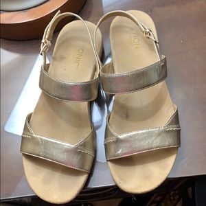 Vionic Gold Sandals